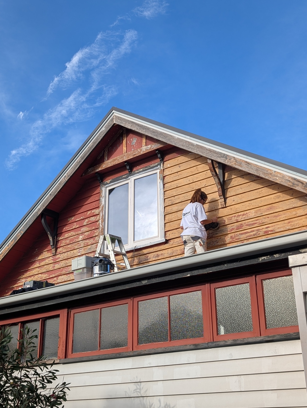 Professional restoration painting on heritage home in Point Lonsdale